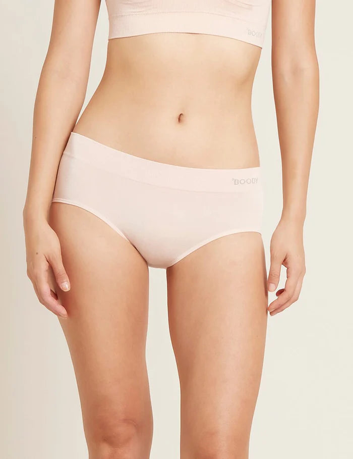 BOODY ミディブリーフ ブリーフ ビキニ Nude 肌色 薄ピンク ブーディー 下着 ショーツ パンツ オーガニック バンブー 人気 肌に優しい 地球に優しい ストレスフリー 冷え性 boodyjapan サイズ#boody エシカル